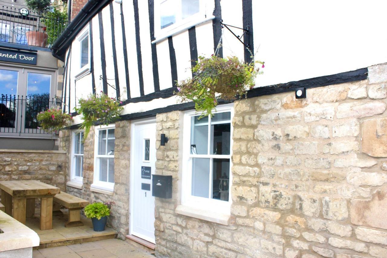 1 The Cottage, Studio Apartment, Ye Olde Barn Apartments Stamford Bagian luar foto