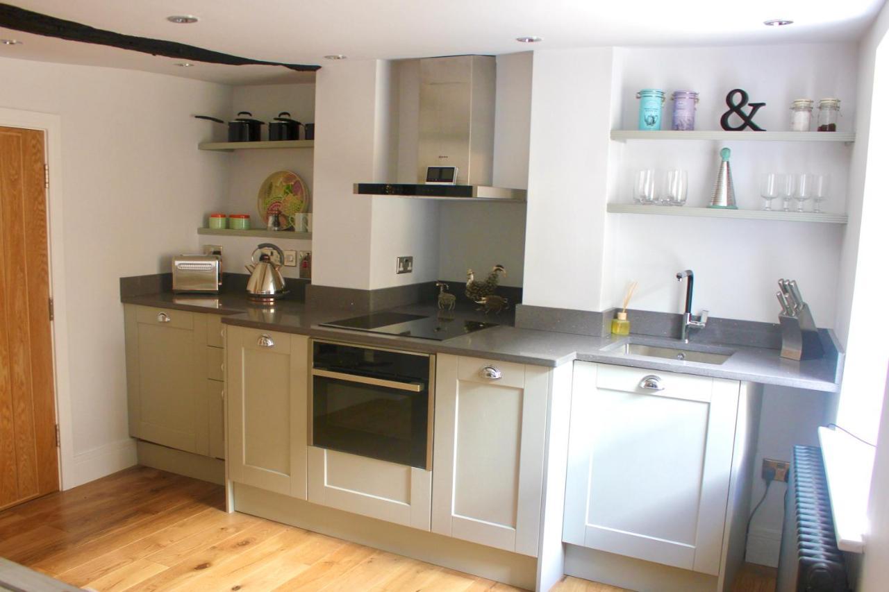 1 The Cottage, Studio Apartment, Ye Olde Barn Apartments Stamford Bagian luar foto